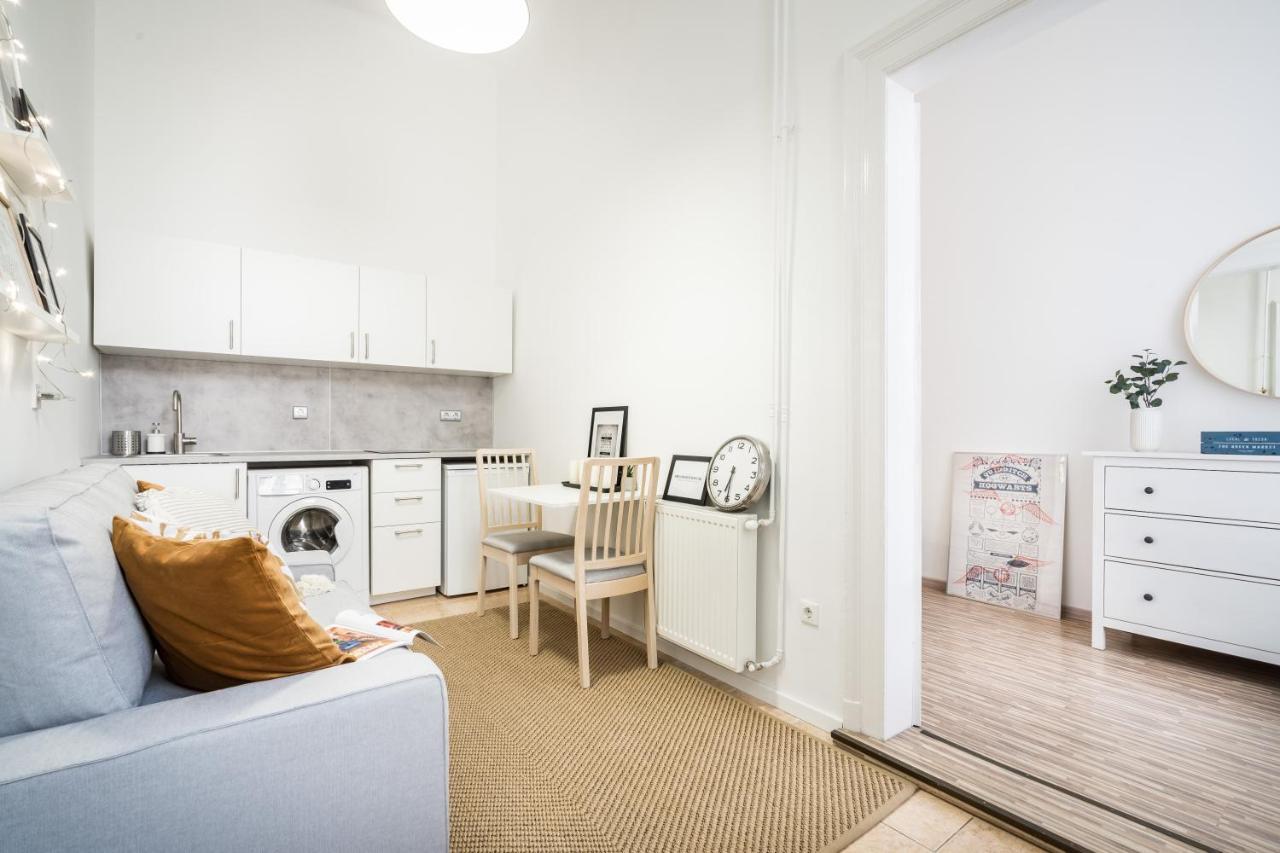 Bpr Delia'S Apartment Budapest Extérieur photo